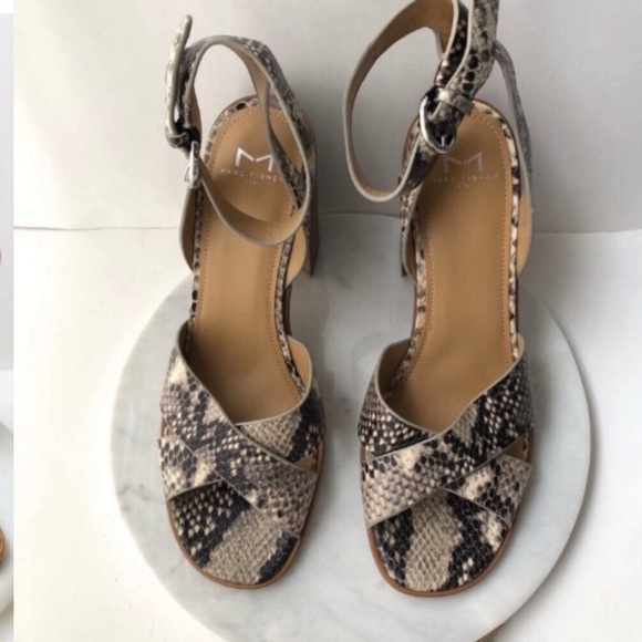 Marc Fisher Snake Print Leather Boho Crisscross Stacked Block Heeled Sandals - Picture 1 of 12